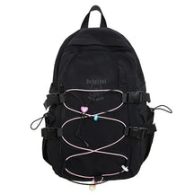 Mochila Casual Feminina em Nylon com Detalhe de Ursinho